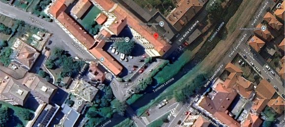 75m² Commercial property in Pinerolo, Italy No. 56129 6