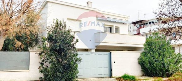 5 غرف نوم فيلا في Manfredonia, Italy رقم 176027 2