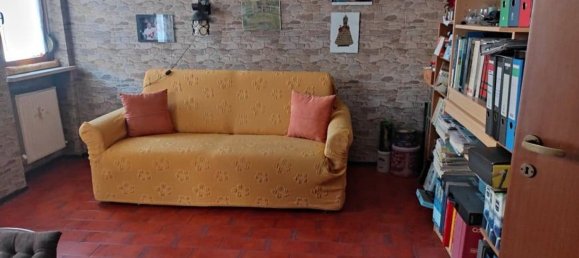 6 rooms Apartment in Alessandria, Italy No. 50835 2