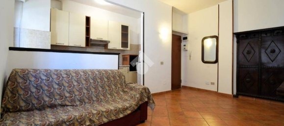 1 bedroom Apartment in Rozzano, Italy No. 323011 2