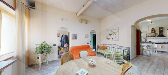 3 rooms House in Pomigliano d'Arco, Italy No. 22385 3