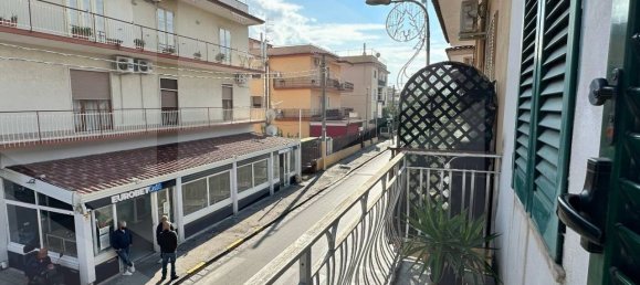 3 rooms House in Pomigliano d'Arco, Italy No. 22385 19