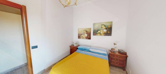 3 rooms House in Pomigliano d'Arco, Italy No. 22385 16