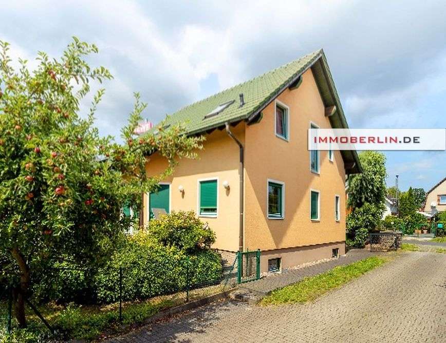 8 rooms House in Markisch-Oderland, Germany No. 248187