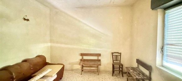 Дом с 3 комнатами в Кьюза Склафани, Италия № 137732 6