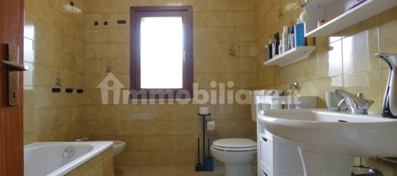 4 bedrooms House in Udine, Italy No. 313646 17