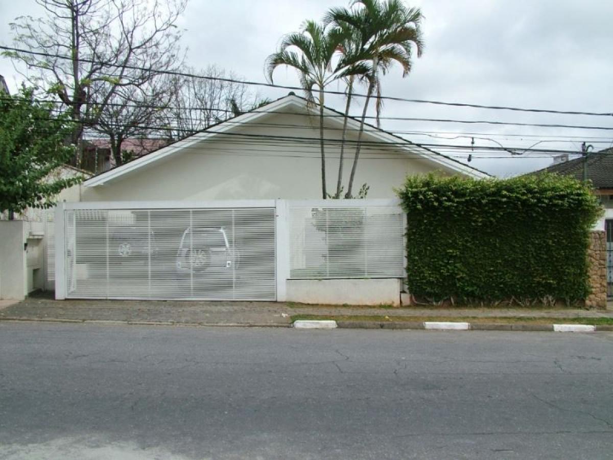 Casa de 3 dormitorios en Sao Paulo, Brazil No. 467798
