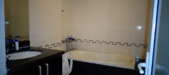 2 bedrooms Apartment in Ba Dinh, Vietnam No. 6568 4
