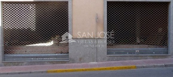 Gewerbliche Immobilie in Aspe, Spain 116m², Nr. 91917 3