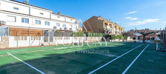 Adosado de 4 dormitorios en Reus, Spain No. 146362 97