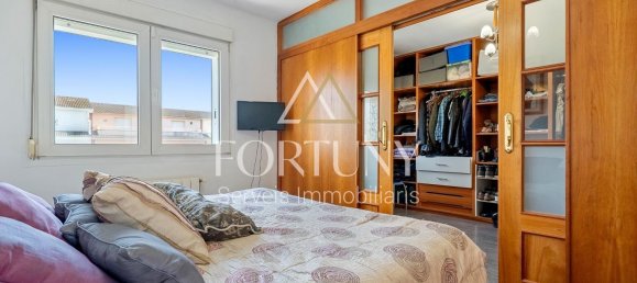 Adosado de 4 dormitorios en Reus, Spain No. 146362 35