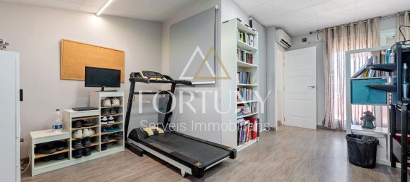 Adosado de 4 dormitorios en Reus, Spain No. 146362 105