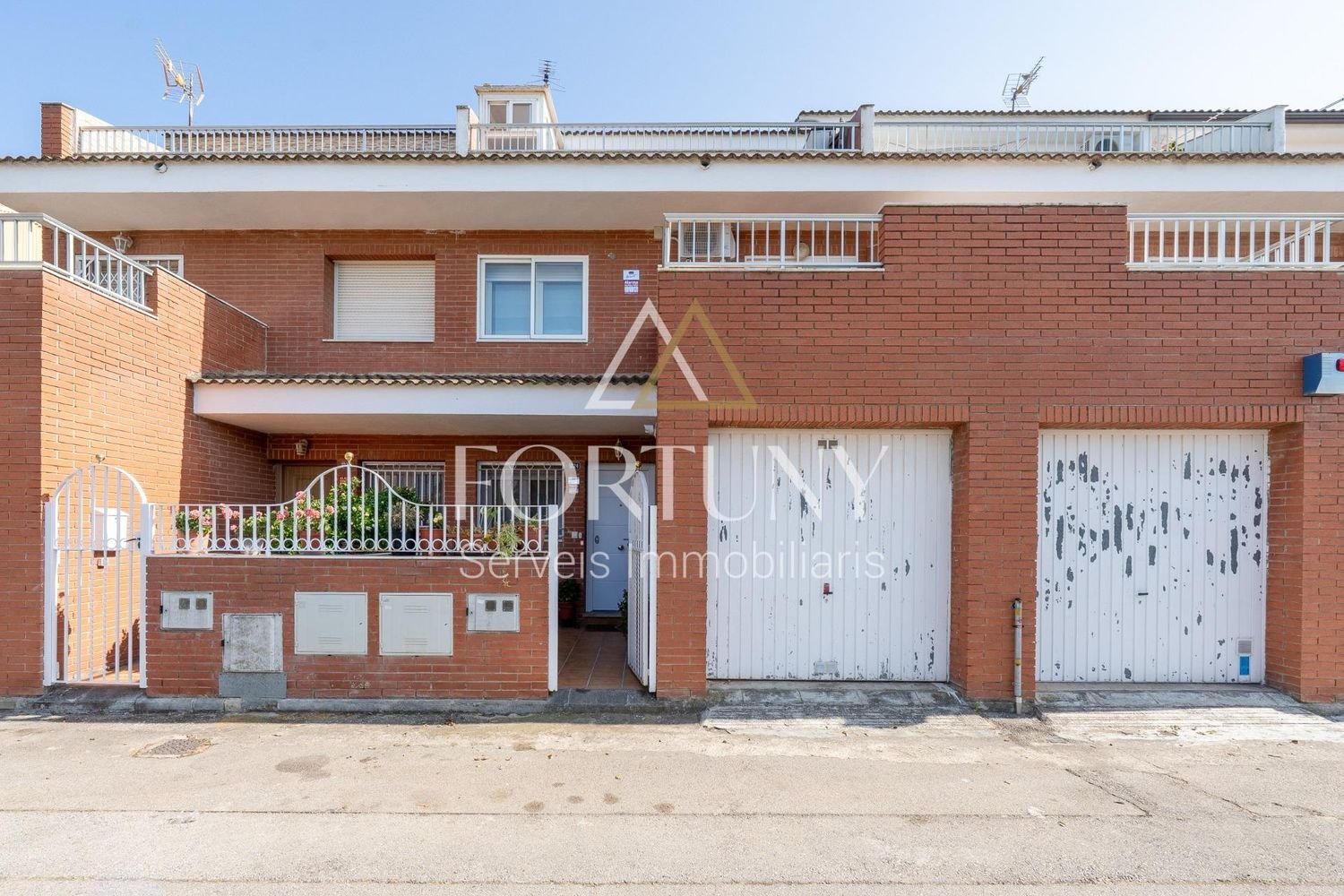 Adosado de 4 dormitorios en Reus, Spain No. 146362