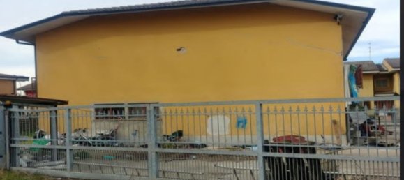 6 rooms House in Spino d'Adda, Italy No. 4039 6