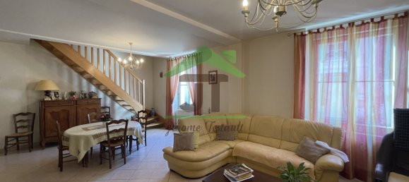 3 Schlafzimmer Haus in Chateaudun, France, Nr. 104214 6