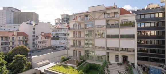 4 bedrooms Apartment in Lisbon, Portugal No. 213505 4