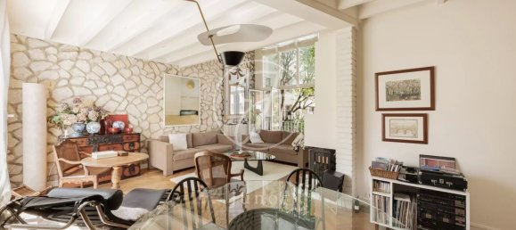 4 bedrooms Apartment in Paris, France No. 347963 3