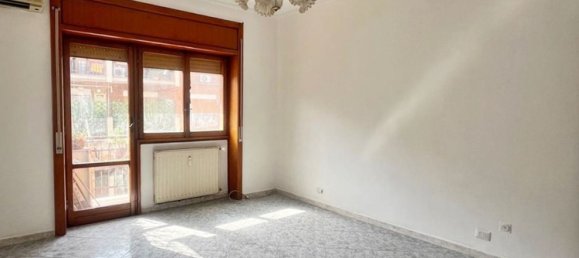 3 rooms Apartment in Rome, Italy No. 53995 10