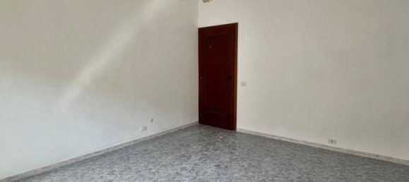 3 rooms Apartment in Rome, Italy No. 53995 11