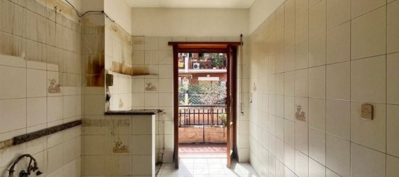 3 rooms Apartment in Rome, Italy No. 53995 9