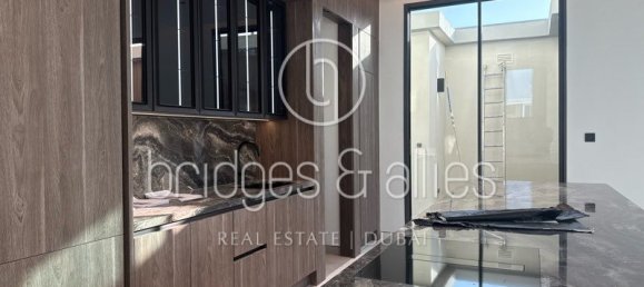 Villa T5 em Dubai, UAE N.º 65807 7