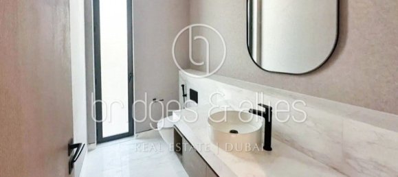 Villa T5 em Dubai, UAE N.º 65807 15