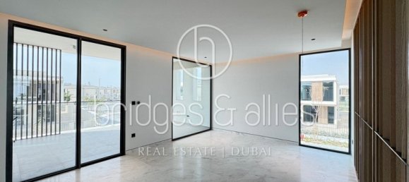 Villa T5 em Dubai, UAE N.º 65807 13