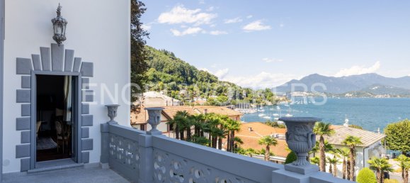 7 bedrooms Villa in Lesa, Italy No. 297776 6