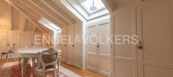 7 bedrooms Villa in Lesa, Italy No. 297776 24