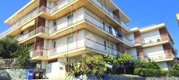 Estudio en Santo Stefano al Mare, Italy No. 272000 15