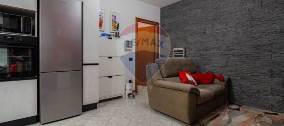 Apartamento T2 em Rho, Italy N.º 260790 4