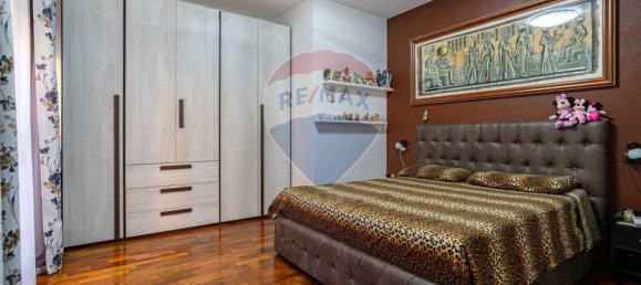 Apartamento T2 em Rho, Italy N.º 260790 14