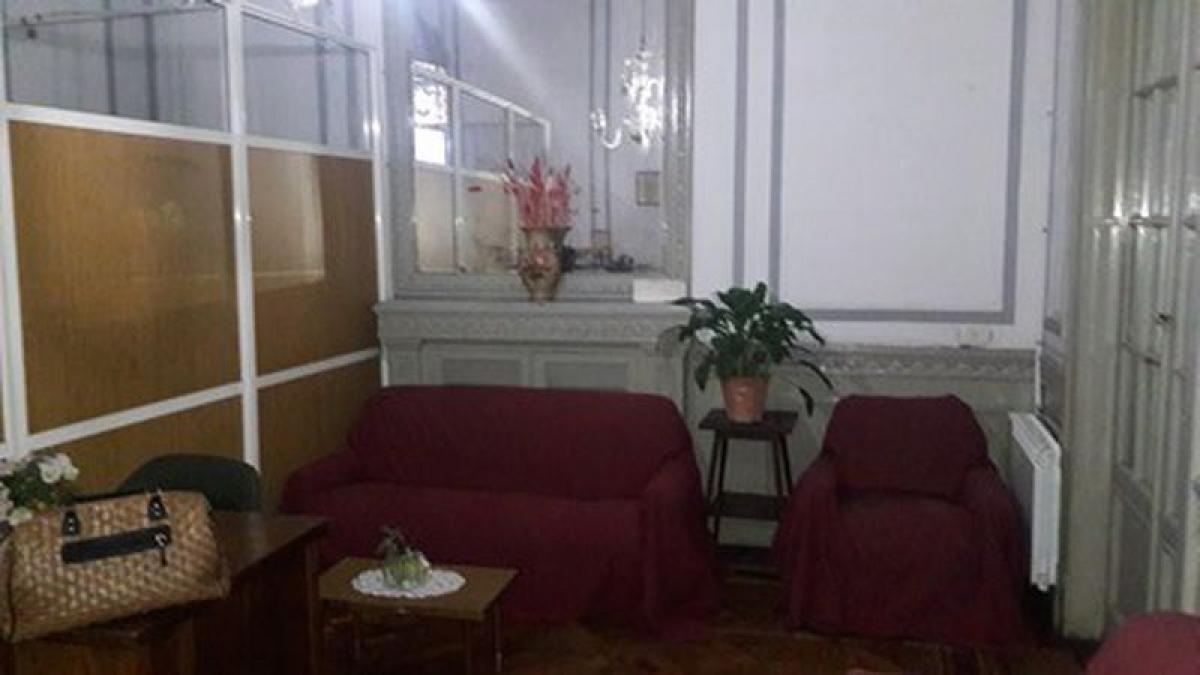 5 bedrooms Office in Buenos Aires, Argentina No. 107412