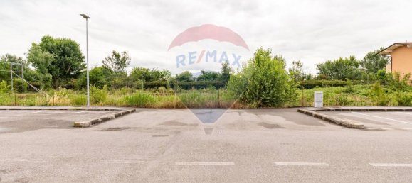 701m² Land in Dello, Italy No. 356203 2