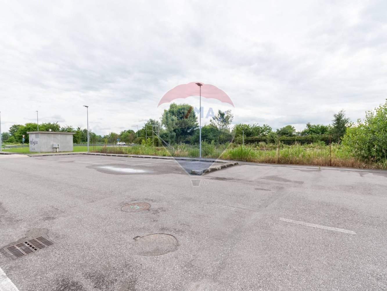 701m² Land in Dello, Italy No. 356203