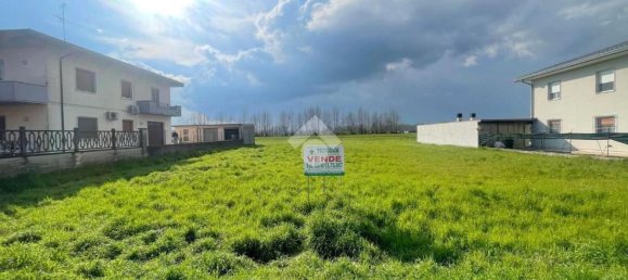 Terrain à Goito, Italy 975m² No. 93890 5