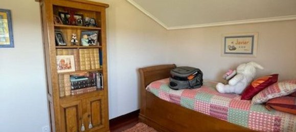 4 bedrooms House in Castro-Urdiales, Spain No. 163851 31