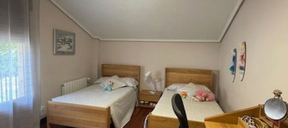 4 bedrooms House in Castro-Urdiales, Spain No. 163851 35