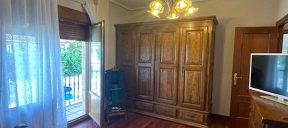 4 bedrooms House in Castro-Urdiales, Spain No. 163851 47