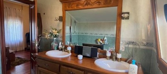 4 bedrooms House in Castro-Urdiales, Spain No. 163851 45