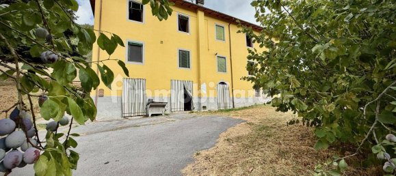4 bedrooms House in Lucca, Italy No. 278273 15