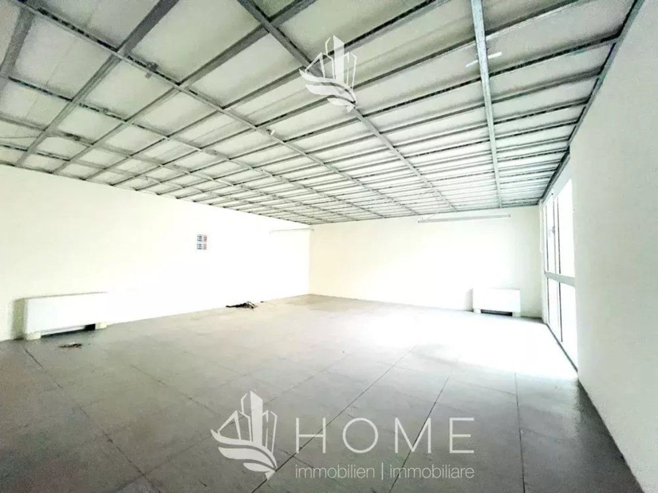 567m² Office in Trentino-Alto Adige, Italy No. 169110