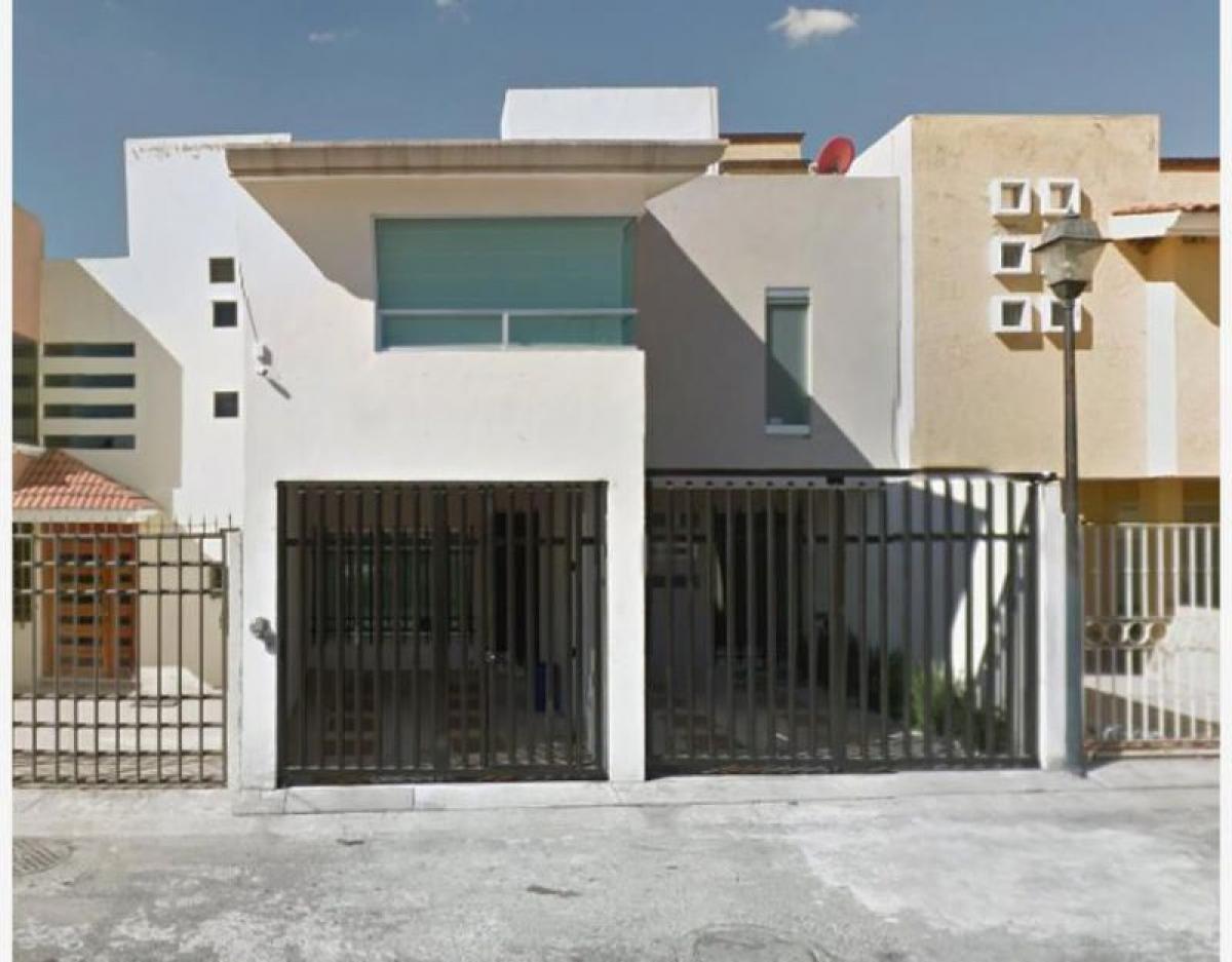 3 bedrooms House in Puebla, Mexico No. 153454