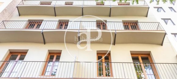 3 bedrooms Duplex in Eixample, Spain No. 127800 5