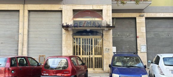 2 Schlafzimmer Wohnung in Palermo, Italy, Nr. 65598 37