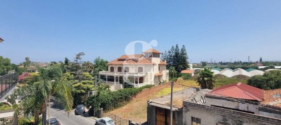 3 chambres Appartement à Milazzo, Italy No. 261972 10