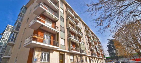 3 rooms Apartment in Settimo Torinese, Italy No. 156147 41