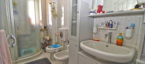 3 rooms Apartment in Settimo Torinese, Italy No. 156147 10