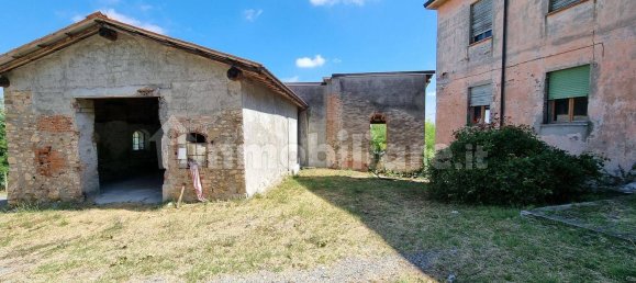 3 bedrooms House in Agazzano, Italy No. 147174 4