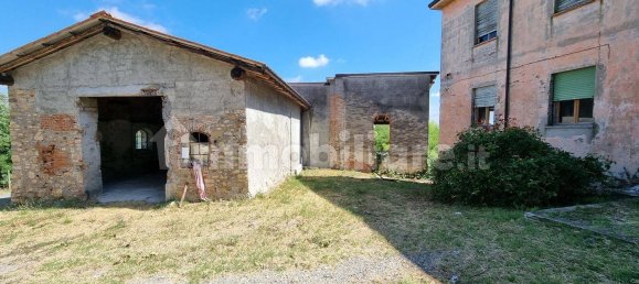 3 bedrooms House in Agazzano, Italy No. 147174 3